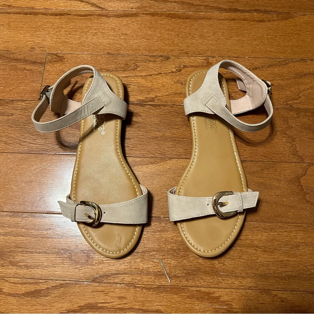 Cute Summer sandals!